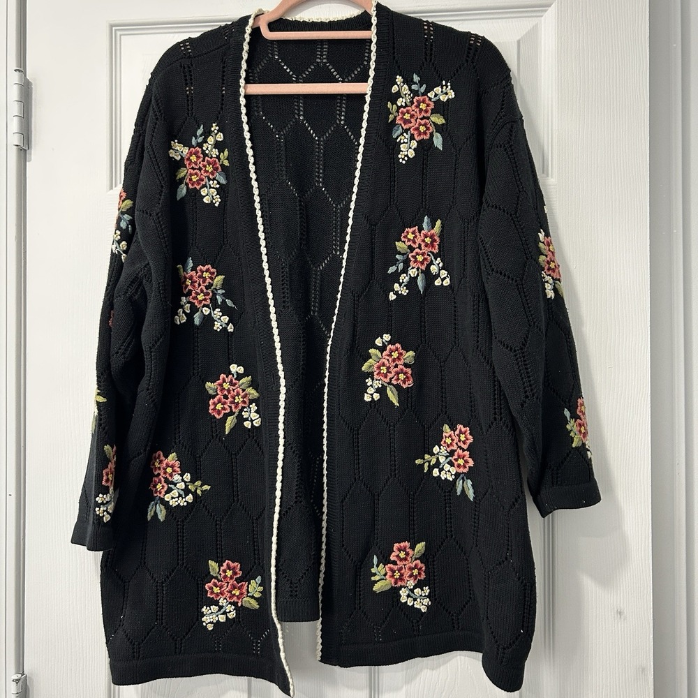 Vintage Grandmacore Embroidered Cardigan Black Floral Open Front Cottagecore EUC
